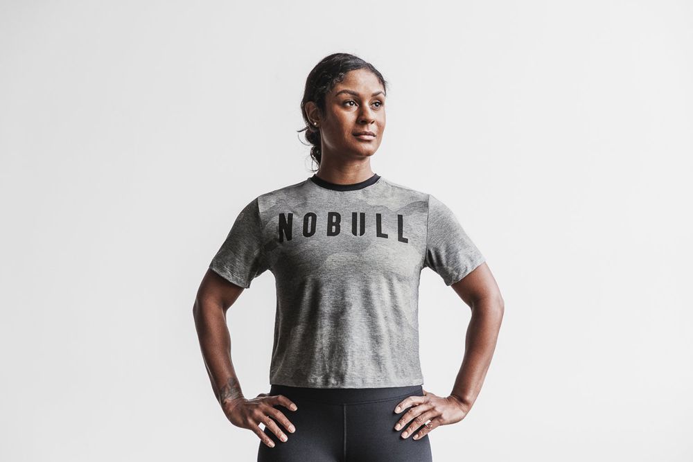 T-Shirts NOBULL Femme Grise Camouflage - NOBULL Boxy,France (3076-AEQJO)